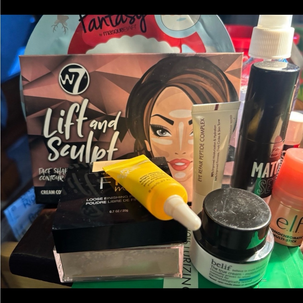 Makeup LOT